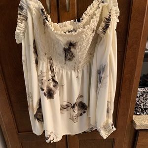 Off shoulder blouse